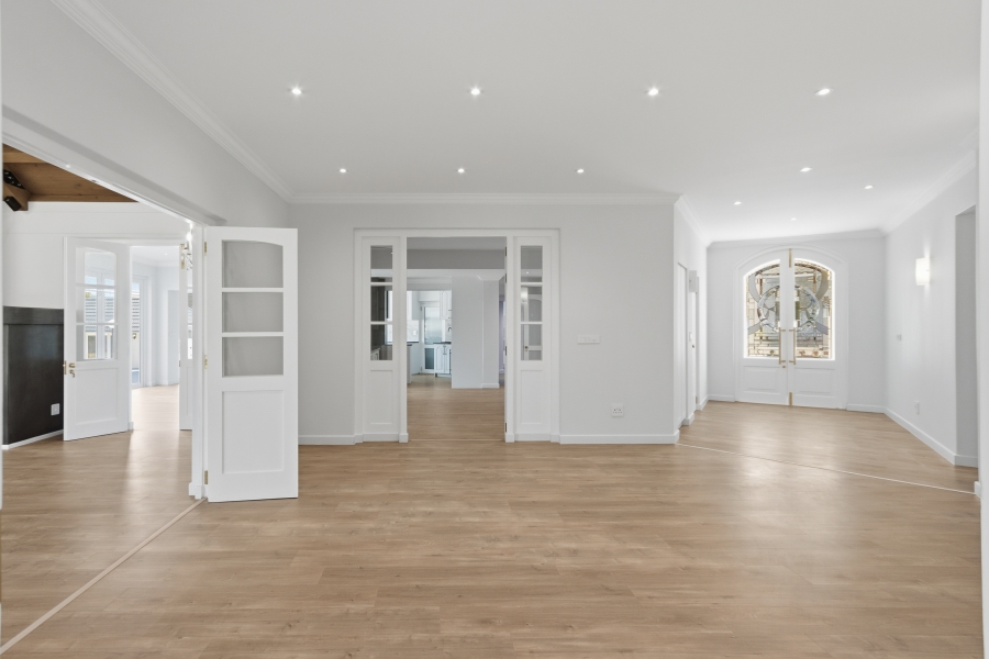 4 Bedroom Property for Sale in Golden Hill Western Cape